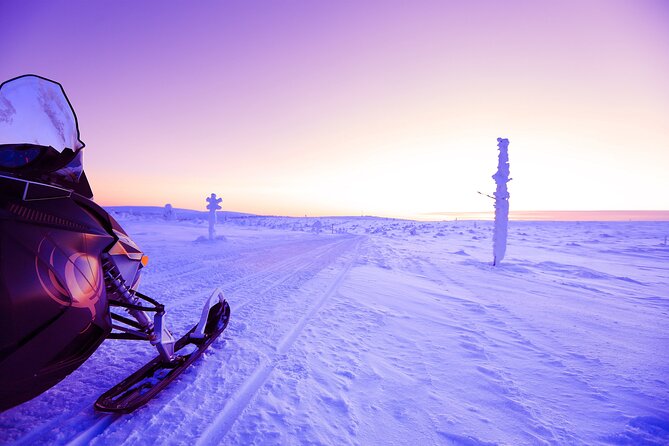 3-hour snowmobile adventure in Levi - Gear in Finland cold: what you get and how to prep