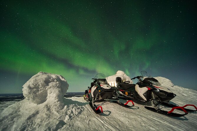 3 Hours Snowmobiling under Auroras and Night Sky - Why Levi is a strong choice for an aurora snowmobile safari