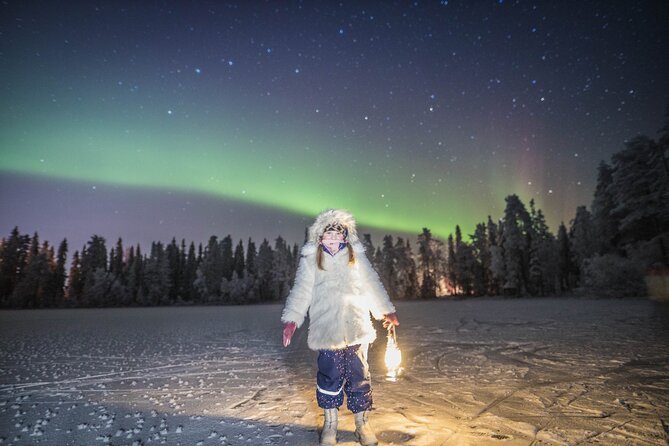 Arctic lake Aurora Hunt, in a cozy Lappish Tipi - Small-group aurora hunting from Rovaniemi, without the big-tour chaos
