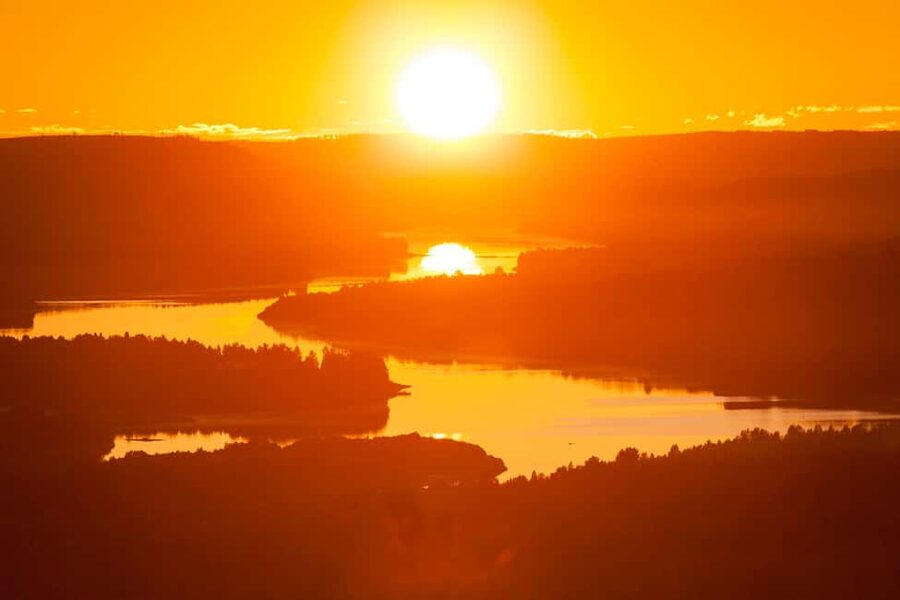 Arctic Wilderness Hike from Rovaniemi (Day & Evening) - The walk part: gentle miles with real forest education