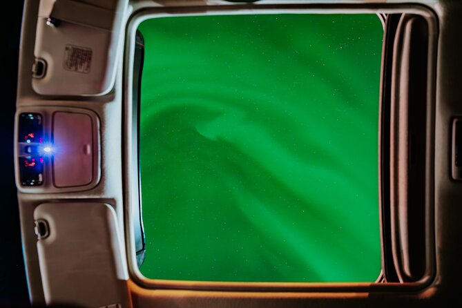 Aurora Photography Expedition with Video - Hot Drinks, Cookies, and the Waiting Game (Yes, It Matters)