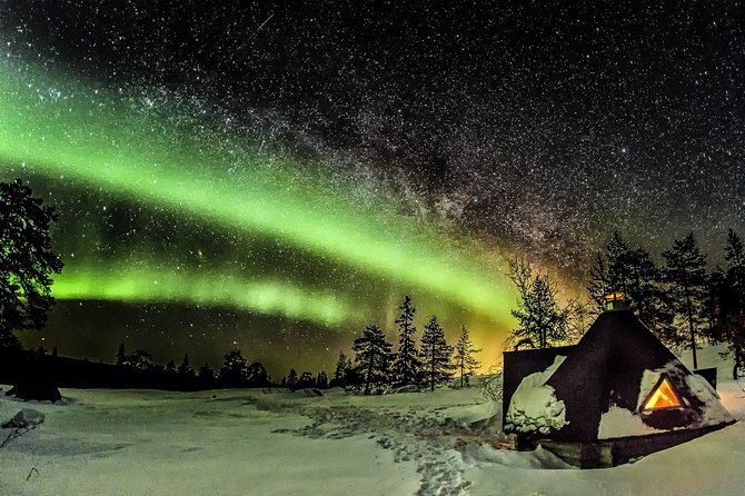 Auroras in Saariselkä – Northern Lights Photo Tour by Car and on Foot - Aurora viewing with local myths, plus a photo guide who thinks like a photographer