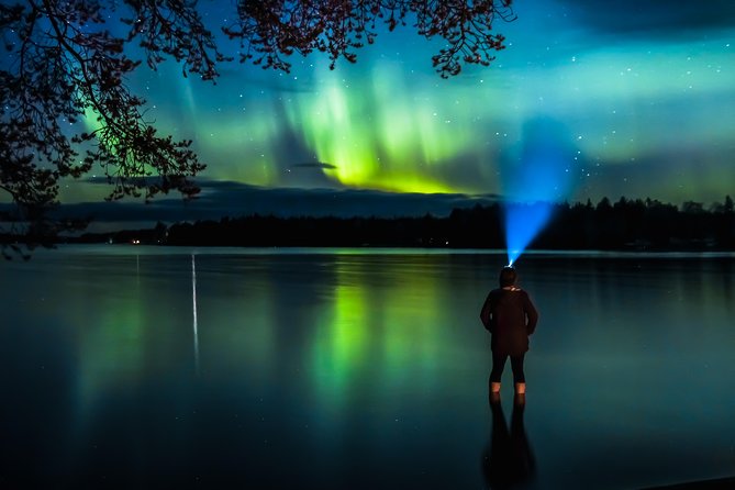 Autumn Aurora Borealis Picnic in Rovaniemi - Getting to Safartica in Rovaniemi, then settling into the night