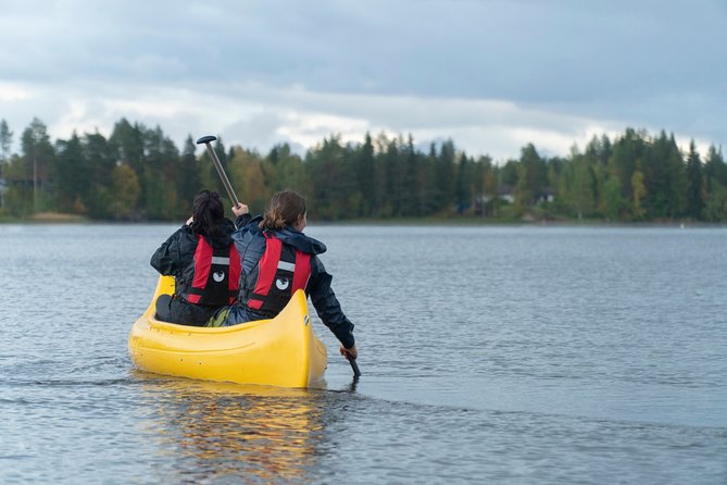 Canoe Trip in Lapland - The water lesson: paddling basics, steering, and capsize basics