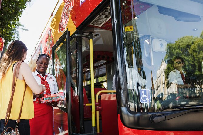 City Sightseeing Helsinki Hop-On Hop-Off Bus Tour - Stops 1 to 3: Senate Square, Old Market Hall, and the Core Museums Side
