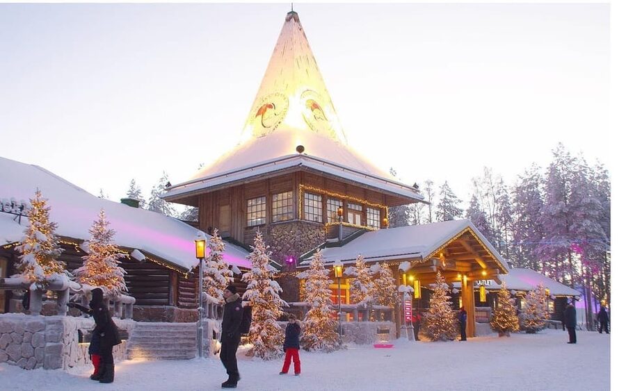 City tour and Santa Claus village visit in Lapland - Santa Claus Village: Souvenirs, Letters, and the Live Meeting