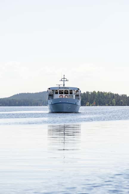 Cruise around Savonlinna archipelago - Savonlinna Archipelago by Sea, With Olavinlinna Close Up
