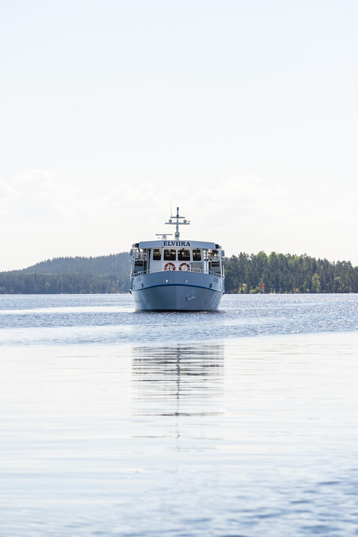 Cruise around Savonlinna archipelago - Archipelago Life You Can See Clearly: Cottages and Saunas