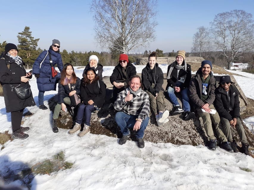 Discover the heart of Finland with a local guide. - Starting at Senate Square and getting your bearings in Helsinki
