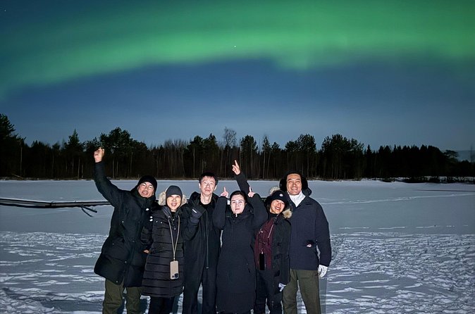 FAMILY FRIENDLY Aurora tour by minivan - Practical tips for a smoother Aurora night