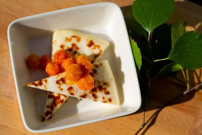 FOOD Tour with Roof Top Bar in Helsinki - Stop 4: Esplanadi Park, A Short Walk to Reset Your Appetite