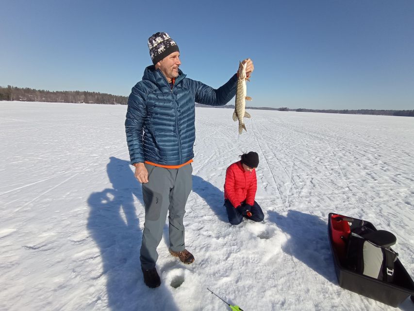 From Helsinki: Bodom Lake Ice Fishing with Food & Drinks - The laavu cookout: Makara sausages, glögi, and piparri