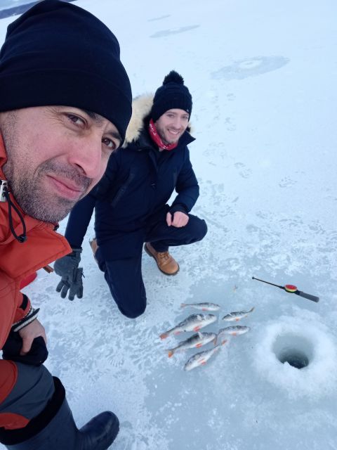 From Helsinki: Bodom Lake Ice Fishing with Food & Drinks - Walking on the ice: how you find a good fishing spot