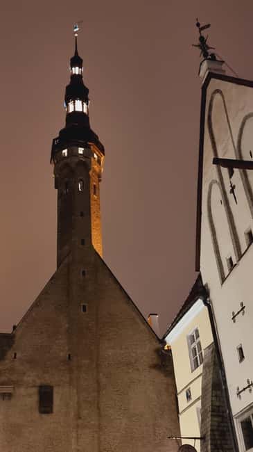 From Helsinki: Luxury Trip to Tallinn Ferry +VIP Car - Medieval Old Town on foot: 13th to 16th century streets with a guide who connects the dots