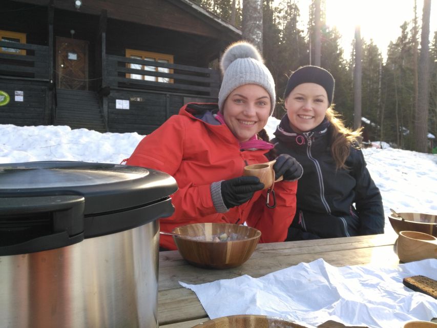 From Helsinki: Nuuksio National Park Hiking Tour with Food - Summer Version in Nuuksio: Lake Time and Black Current Syrup Juice