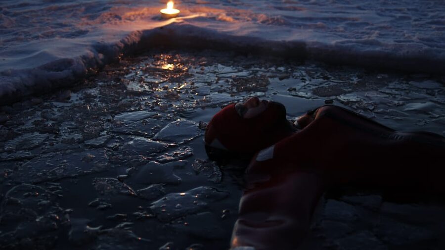 From Rovaniemi: Ice Floating under Aurora Borealis - Practical tips that make the night go better