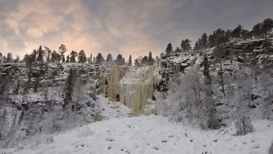 From Rovaniemi: Korouoma Frozen Waterfalls Small-Group Hike - Key points to know before you go