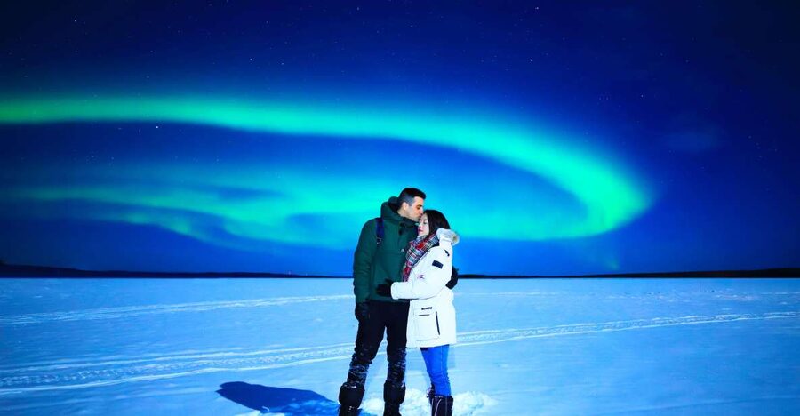From Rovaniemi: Lakeside Aurora’s Paparazzi Photography - What happens minute to minute while you wait for lights