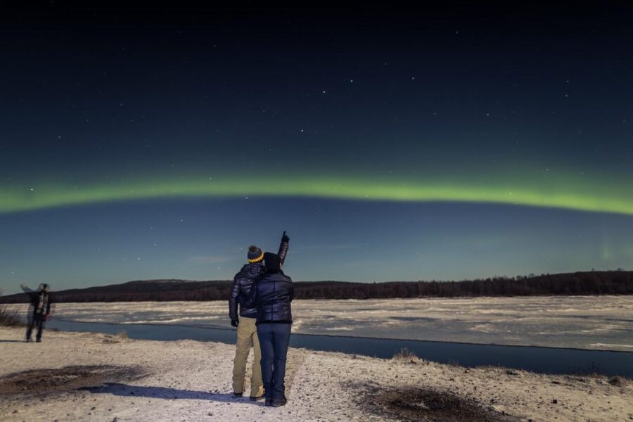 From Rovaniemi: Northern Lights Chase with BBQ and Photos - Rovaniemi Pickup and the Timing You Should Respect