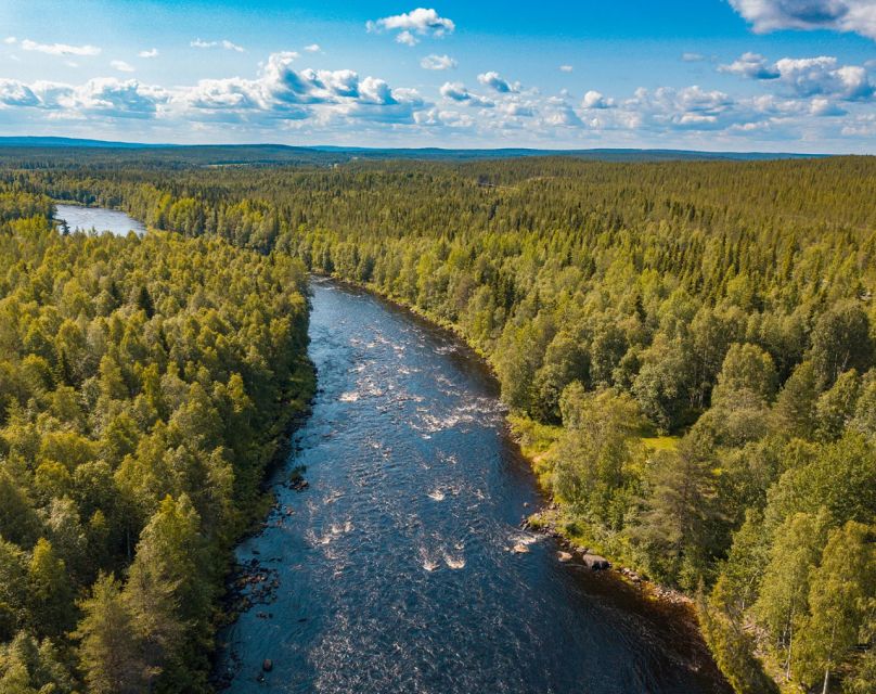 From Rovaniemi: Vikaköngäs Forest Hiking Tour - What to bring, and how to dress for Lapland hikes