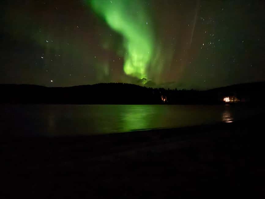 From Saariselkä/Inari: Aurora Hunting Tour, campfire&snacks - Active Aurora Chasing from Saariselkä and Inari