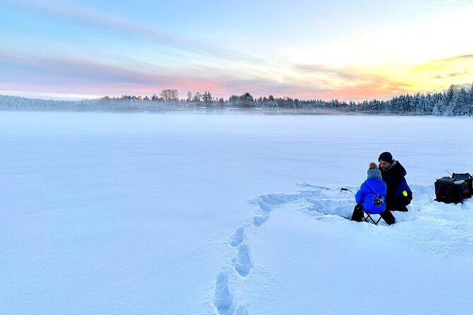Full Day Activity with Snowmobiles in Rovaniemi - The private lakeside start and the snowmobile ride across the water