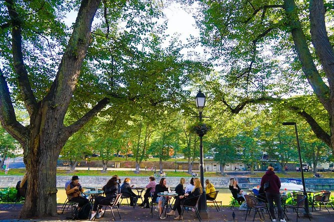 Full-Day Guided Turku and Castle Tour from Helsinki - Visiting Turku Castle, a Granite Fortress with Many Lives