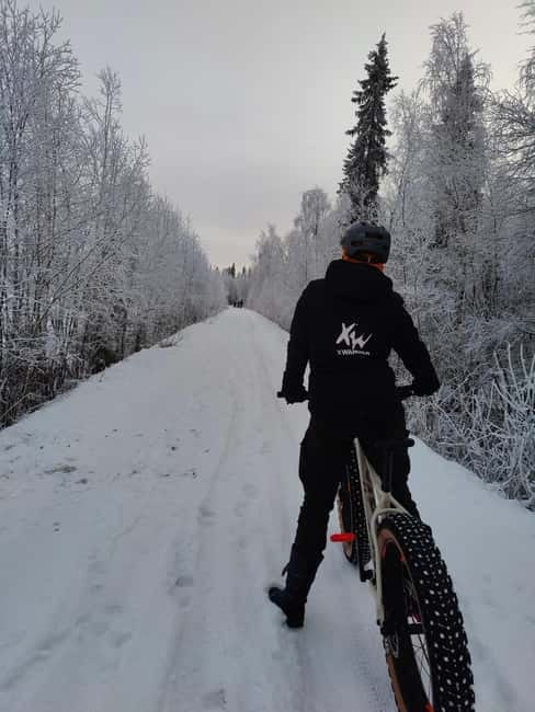 Guided Fatbike Tour in Ivalo - Riding Through Ivalo: Flood-Proof Infrastructure and Village Logic