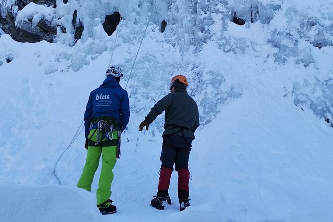 Guided Ice Climbing Activity in Pyhä - Bonfire breaks with hot berry drinks: the smart reset
