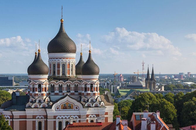 Guided Tallinn Day Tour from Helsinki / Include hotel transfers - The Helsinki to Tallinn format, and why it works
