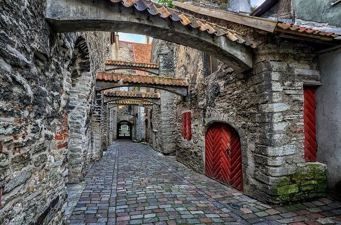 Guided Tallinn Day Tour from Helsinki / Include hotel transfers - Value for $240.17: what you’re really paying for