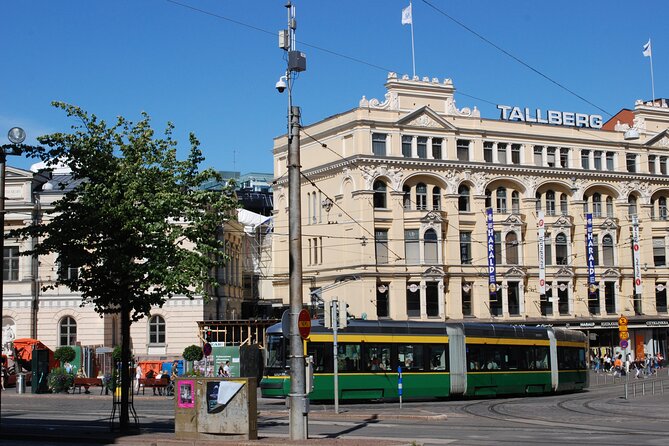 Half-Day Walking Tour around Helsinki with Arto - The public square sweep: art, law, and the logic of Helsinki’s center