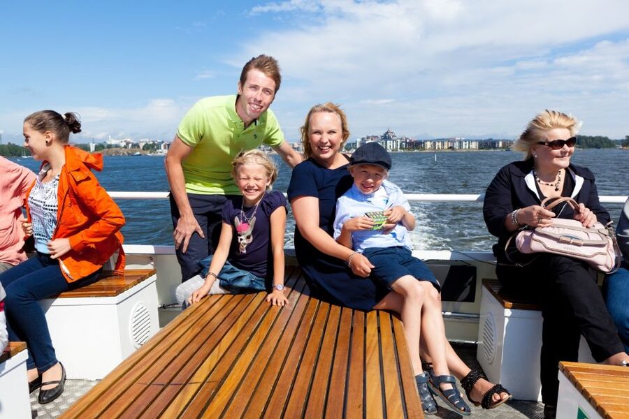 Helsinki: 48-Hour Bus & Boat Combo Tour - Getting oriented fast with Helsinki by land and sea