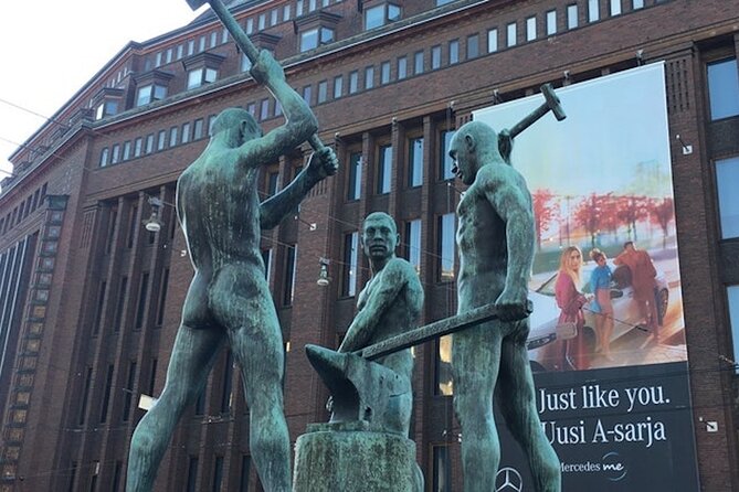 Helsinki Airport Layover Sightseeing Tour - Esplanadi Park: A Breather Between Landmarks