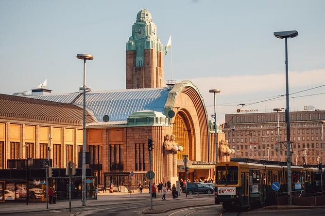 Helsinki and Suomenlinna Sightseeing Tour - The city center power walk: Parliament, Mannerheim, and Helsinki’s main squares