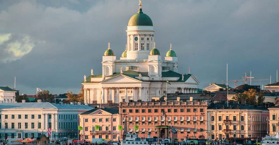 Helsinki: Architectural Highlights Guided Walking Tour - Key highlights you will feel fast