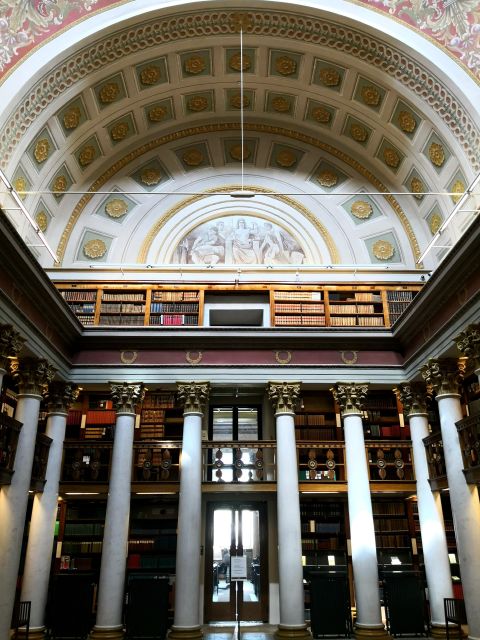Helsinki: Architecture Walking Tour with Expert - Key things you will notice right away