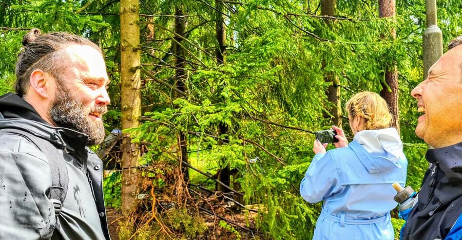 Helsinki: Bike or E-Bike Tour, BBQ, Sauna, Parks, and Forest - Seurasaari open-air museum walk: wooden history plus seaside calm