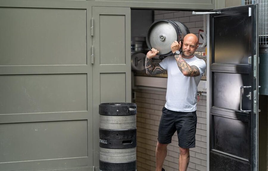 Helsinki: Brewery Tour at Mad Hopper Brewing Company - Price and value: what $41 buys you in Helsinki