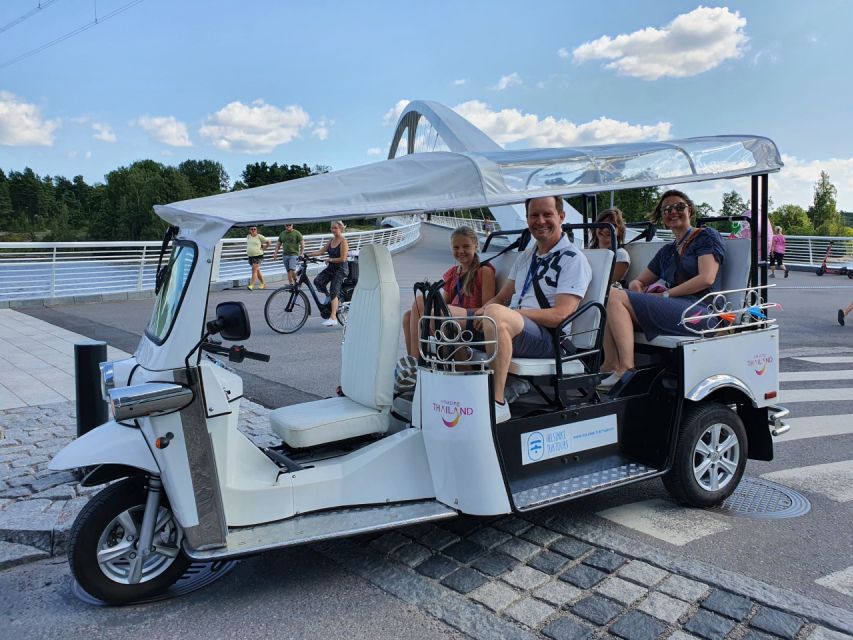 Helsinki City: 2.5-Hour City Tour with Electric TukTuk - Kaivopuisto Park and the coastline: a gentle start