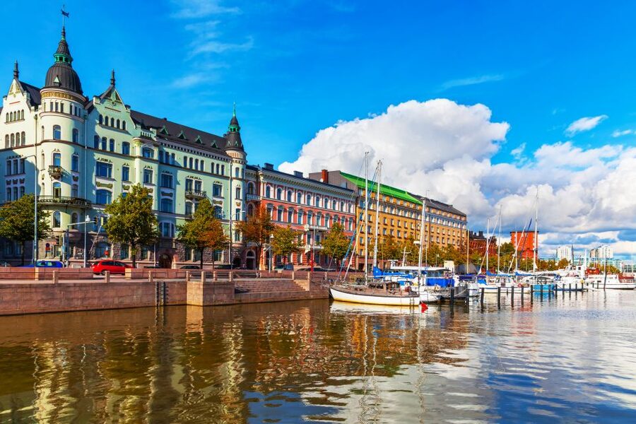 Helsinki: City Highlights and Suomenlinna Eco-Friendly Tour - Helsinki Cathedral, Uspenski Cathedral, and Esplanadi Park in One Sweep