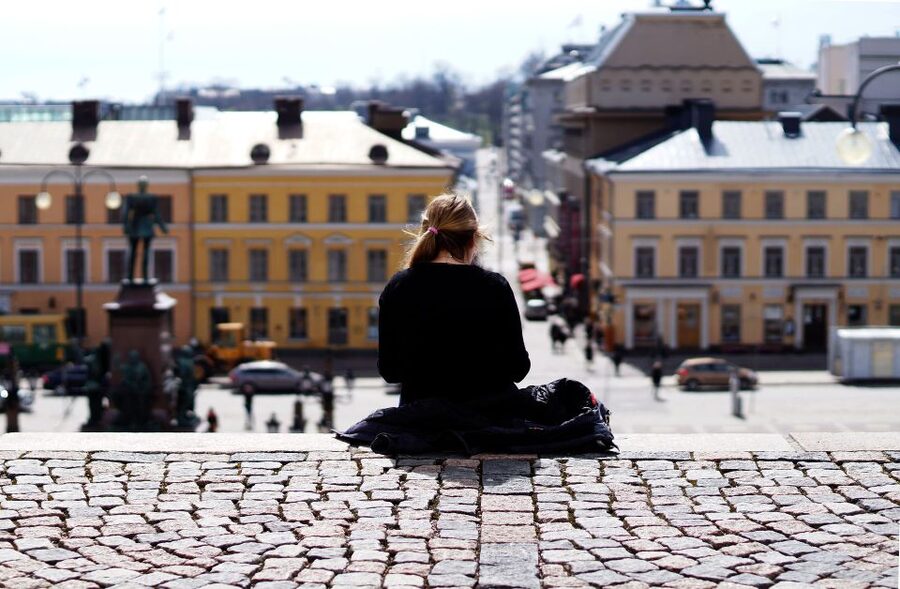 Helsinki: Express Walk with a Local in 60 minutes - Southern harbour and Senate Square: how Helsinki earned its place