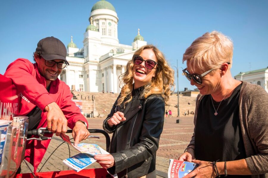 Helsinki: Hop-On Hop-Off Bus and Sightseeing Boat Tour - Getting Started at Stop 1 (CityTour Sign) and Building Your Own Route