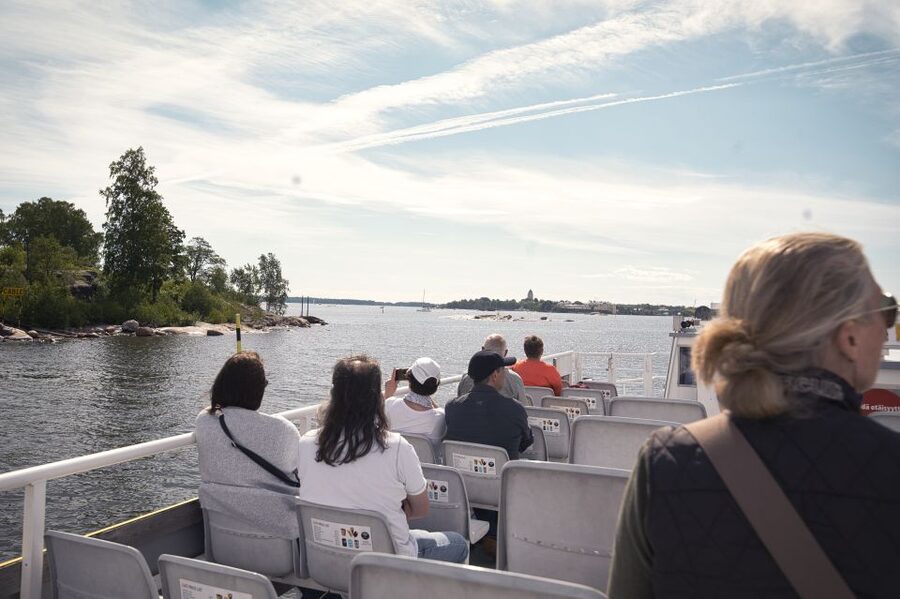 Helsinki: Hop-On Hop-Off Bus Tour & City Highlights Cruise - Linnanmäki Amusement Park and Sibelius Monument: Pick Your Mood