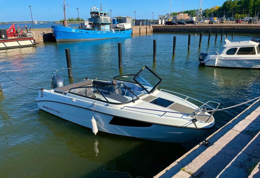 Helsinki: Private Boat Tour - What to Bring for a Smooth Ride (and What Not to Do)