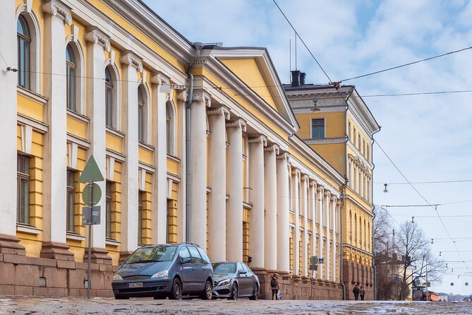 Helsinki private tour with a city planner - Meeting at Aleksanterinkatu 9 and ending at the station