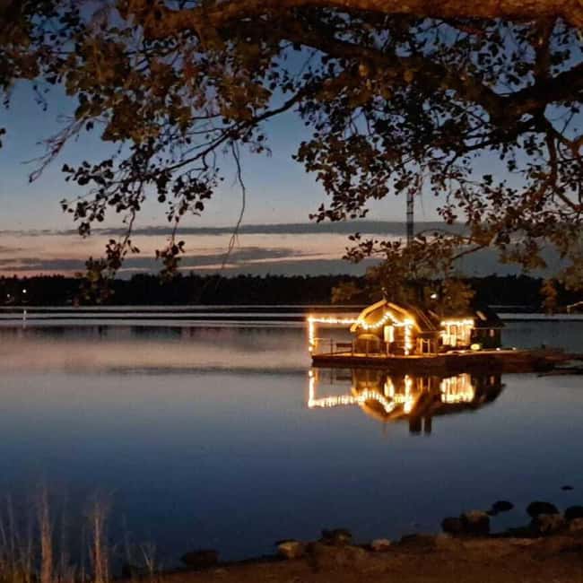 Helsinki: Rustic Traditional Floating Sauna Experience - Who should book this, and who should skip it