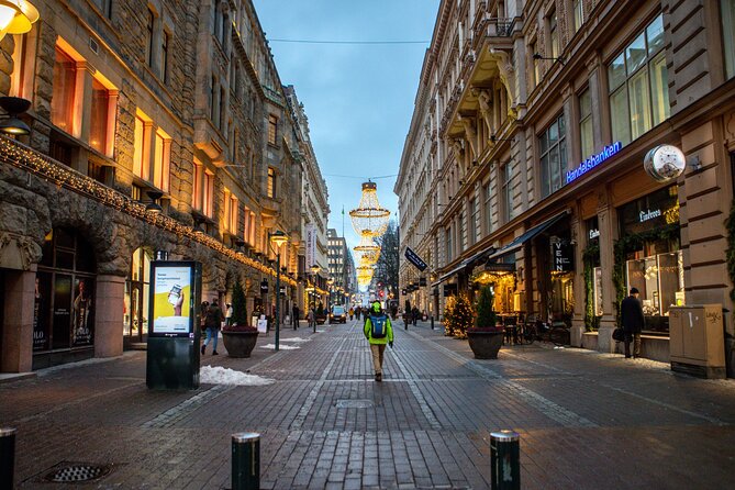 Helsinki Scavenger Hunt and Highlights Self-Guided Tour - Ten-plus attractions, solved from outside
