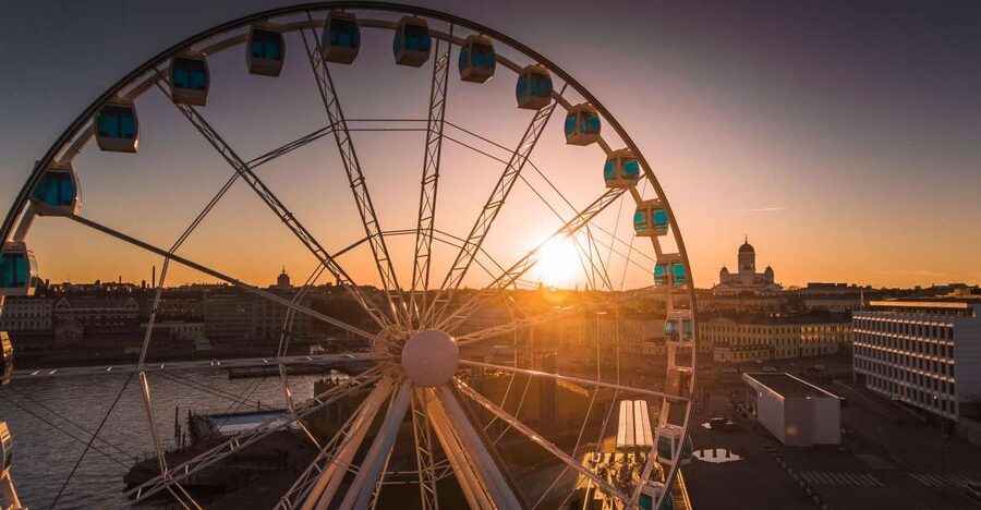 Helsinki: SkyWheel Helsinki Entry Ticket - The 10 to 12 Minute Ride at 40 Meters: What It Feels Like