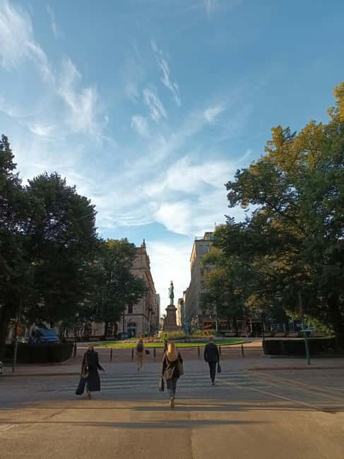 Helsinki: Small-Group Walking Tour with a Historian - Entering Helsinki Through Senate Square and Helsinki Cathedral